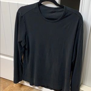 Lululemon black long sleeve